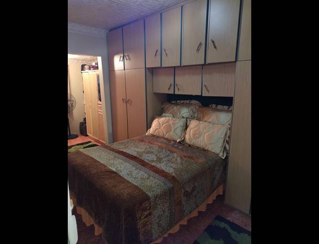 4 BEDROOM HOUSE FOR SALE IN SAVANNA PARK